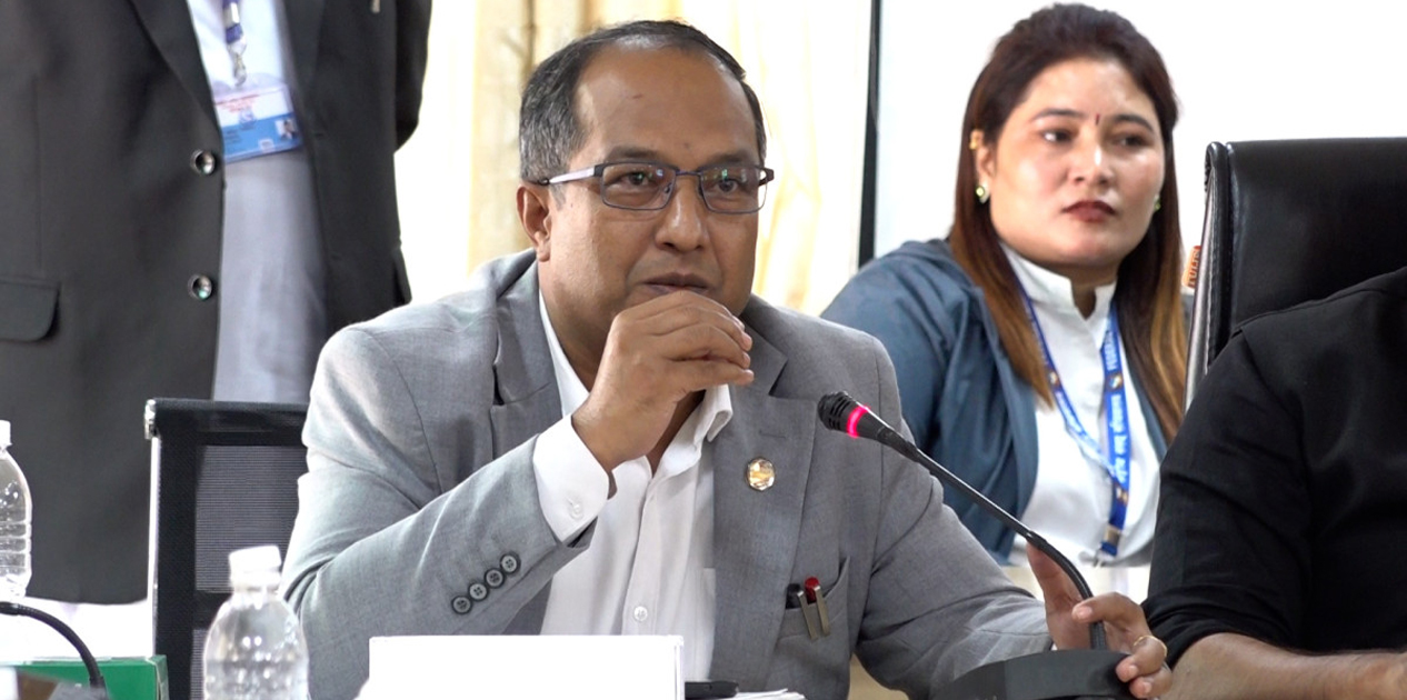 मन्त्री साहको प्रश्न : ‘ग्यास हाम्रो नियन्त्रणमा छैन, चामल आयात हुन नसके मकै उत्पादन गरेर किन नखाने ?