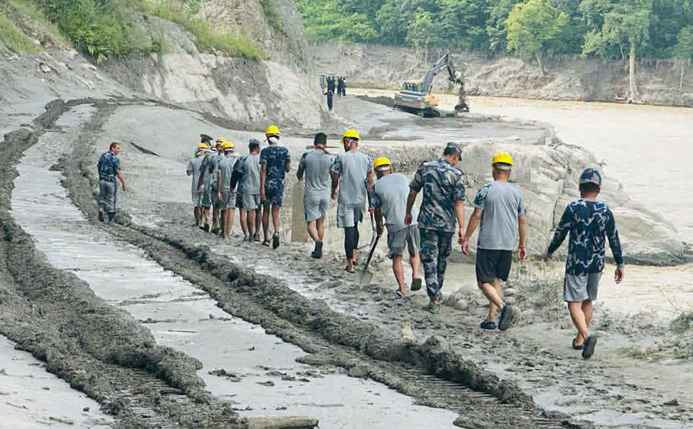 सफ्टी हाइजिनले प्रधानमन्त्री राहत कोषमा दियो २१ लाख ११ हजार १११ रुपैयाँ सहयोग