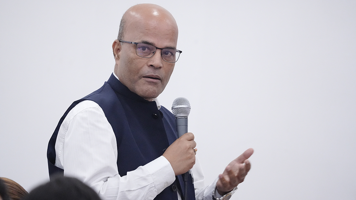 अमरेशको आक्रोश- सरकारको केन्द्र ज्वागल बनेको छ, हुकुमी शासन चलिराछ