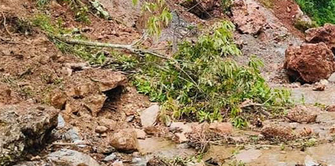 विपद्का कारण राजमार्ग प्रभावित