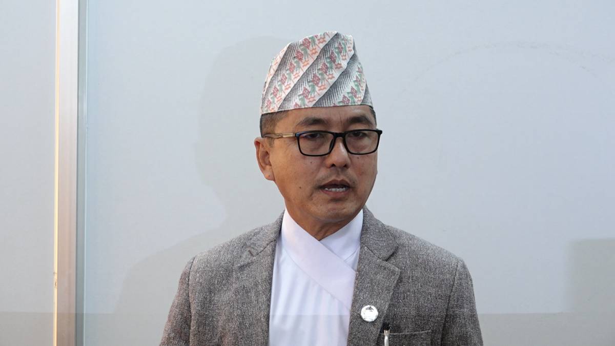 राप्रपा बागमतीका तीन सांसद पदमुक्त