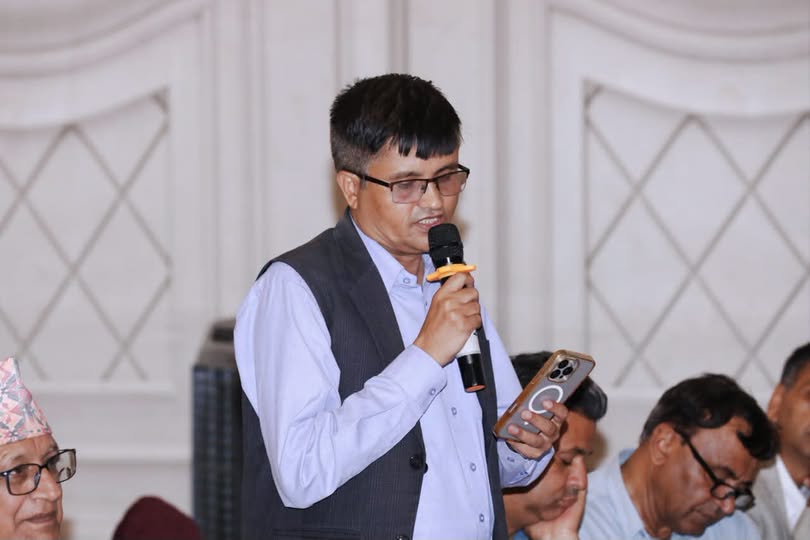 एमाले नेता  थापाको पार्टीको आन्तरिक बिबादबारे आलोचनात्मक सुझाब