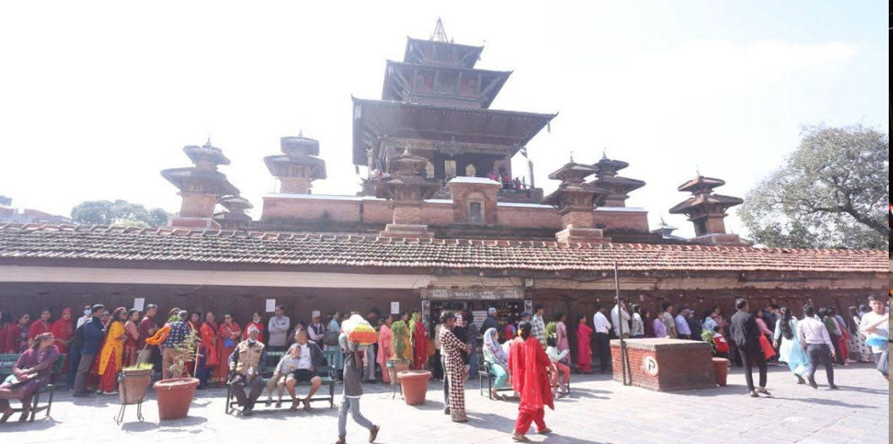 महानवमी पर्व श्रद्धा र हर्षोल्लासका साथ मनाइँदै: कोतमा विशेष हर्षबढाइँ, वर्षमा एक पटक तलेजु भवानी खुला