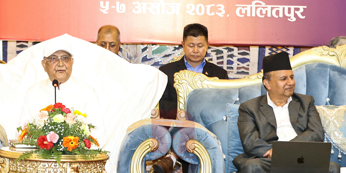 ओली झनै आक्रामकः आफैँ चलाए बैठक, कर्ण थापाको प्रतिवेदन पेश गर्न रोके
